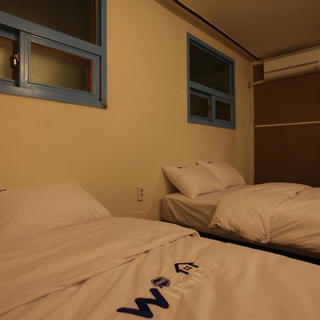 W Mini Hotel Dongdaemoon Séoul Extérieur photo