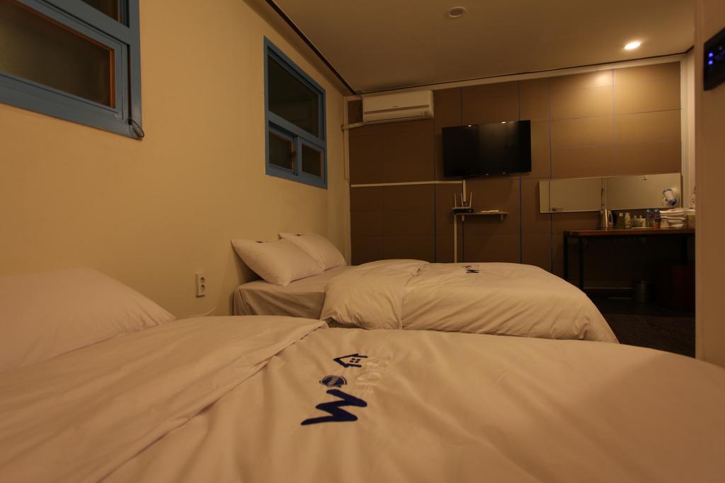 W Mini Hotel Dongdaemoon Séoul Extérieur photo