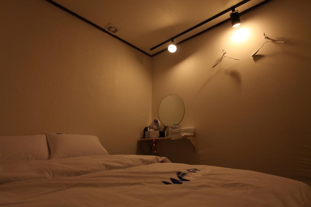 W Mini Hotel Dongdaemoon Séoul Extérieur photo